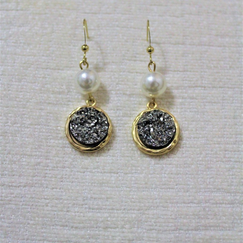 Druzy Necklace, Earrings, Bracelet Set - Picture 4 of 4